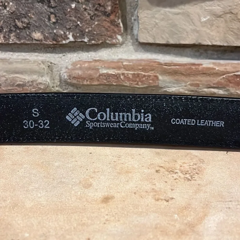 Columbia Black Leather Belt Small 30-32